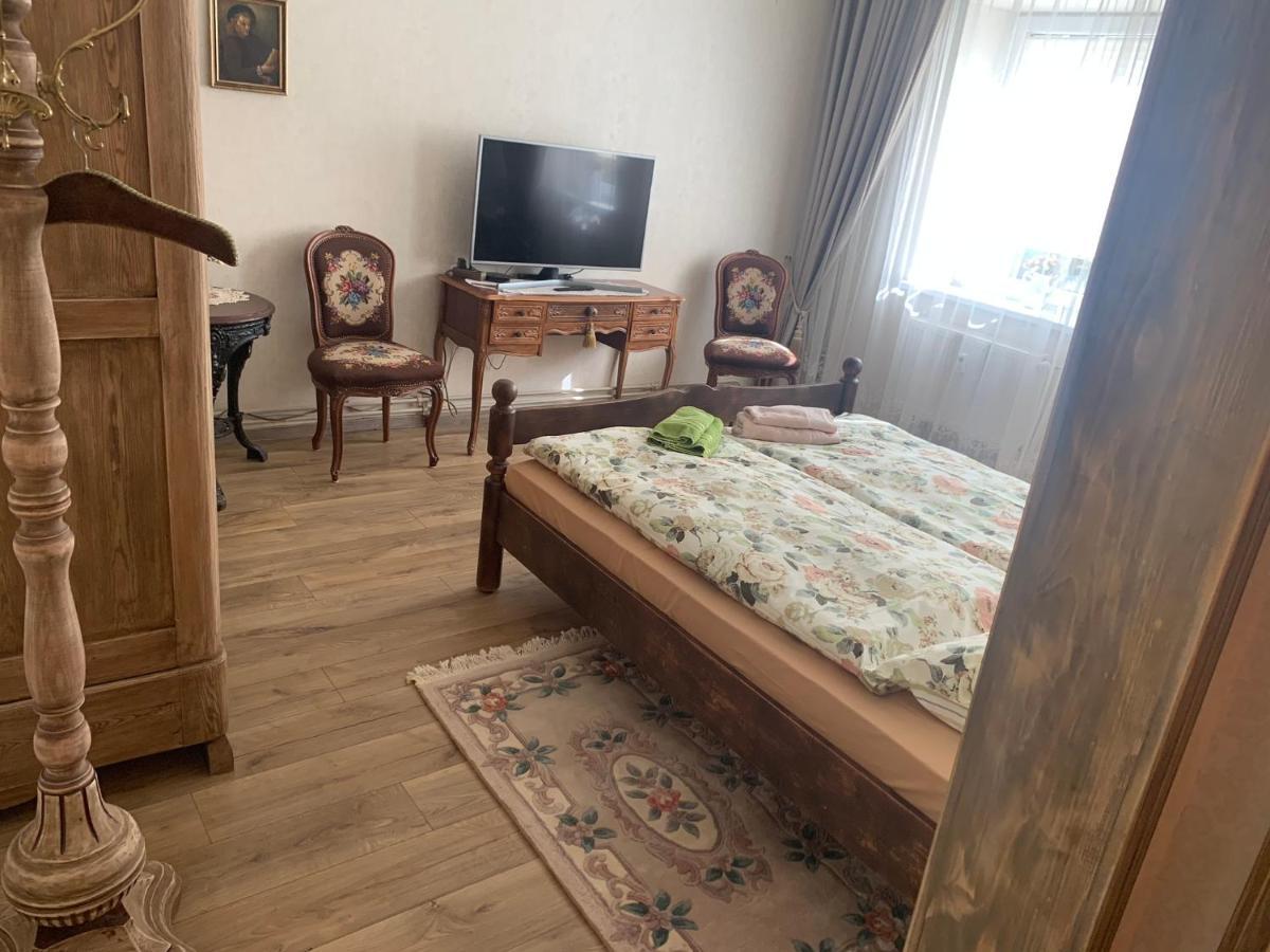 Arbatines Apartamentai Biržai Esterno foto